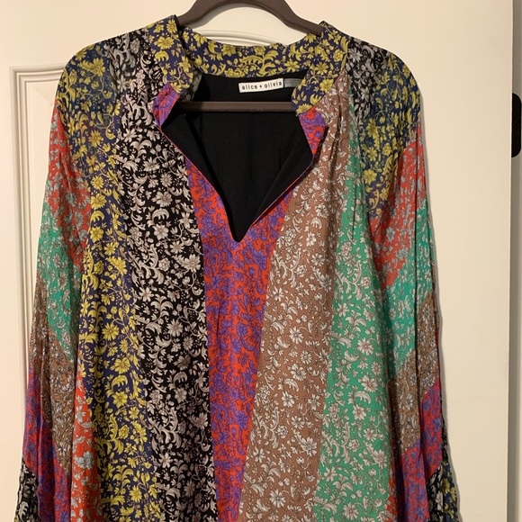 Alice + Olivia Tops - Alice + Olivia floral blouse